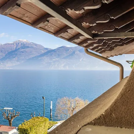 By The Ferry - Апартаменты