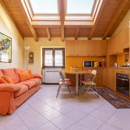 By The Ferry - Апартаменты