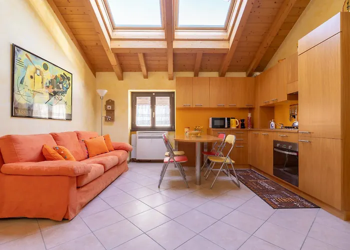 By The Ferry - Daire